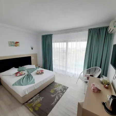 Emerald - Belona Apartment *